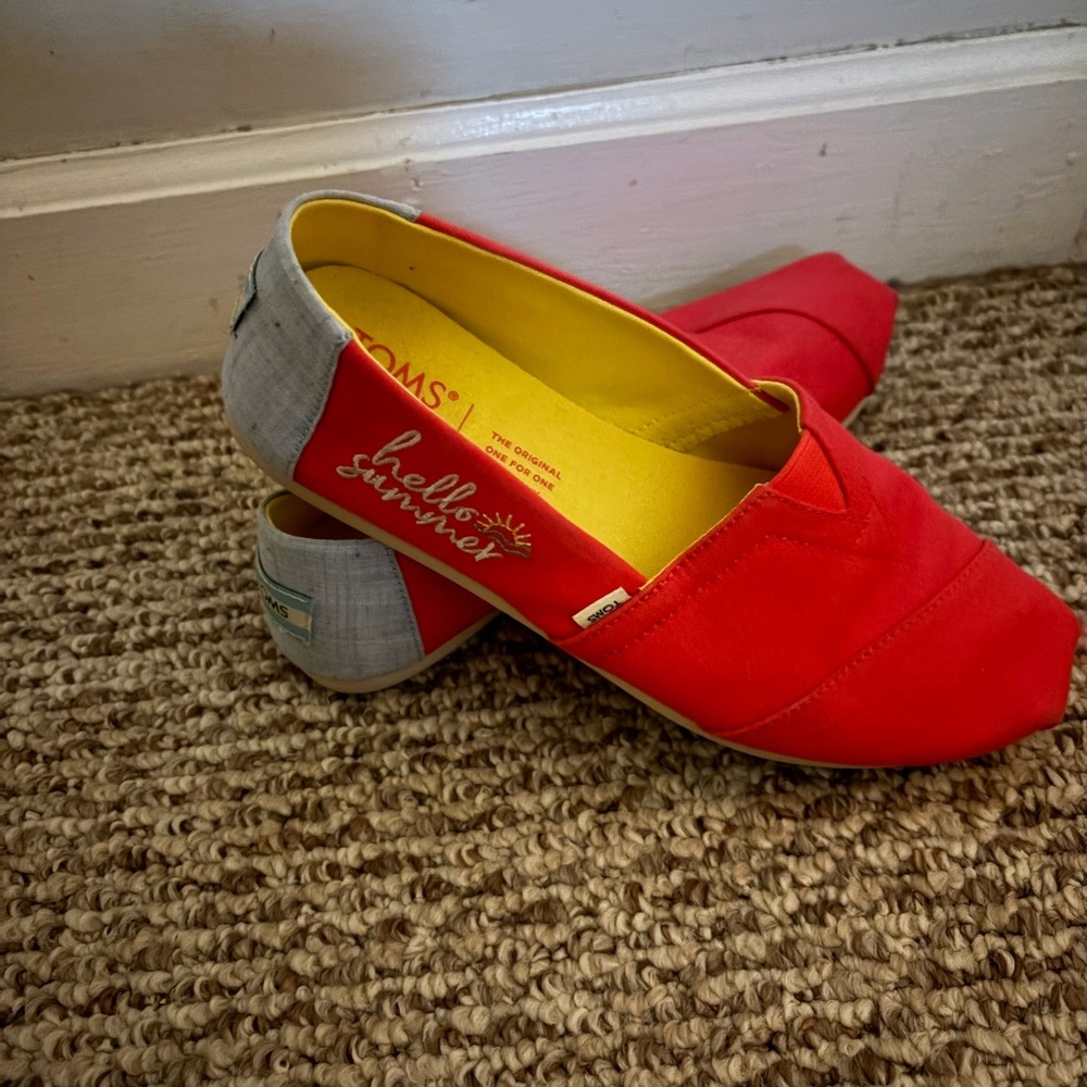 TOMS Women's Coral Slip-On Shoes